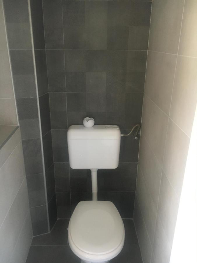 Apartman Mercedes Seghedin Exterior foto